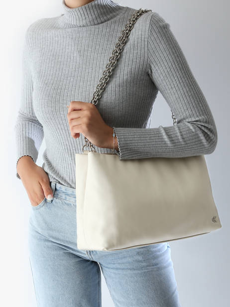Sac Bandoulière Micro Mono Polyester Recyclé Calvin klein jeans Beige micro mono K612227 vue secondaire 1