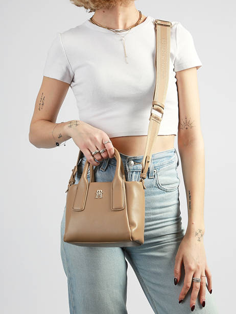 Satchel Th Essential Tommy hilfiger Brown th essential AW18371 other view 1